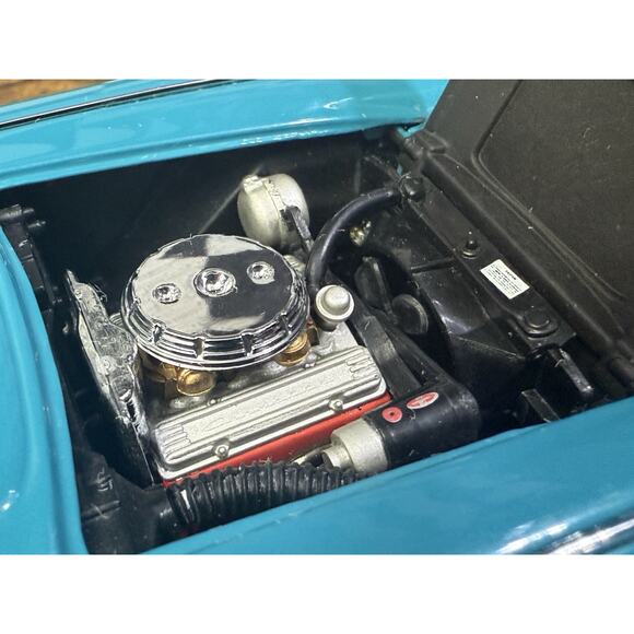 1960 Corvette Convertible Turquoise Diecast Car- Franklin Mint- READ DESCRIPTION - Picture 6 of 16